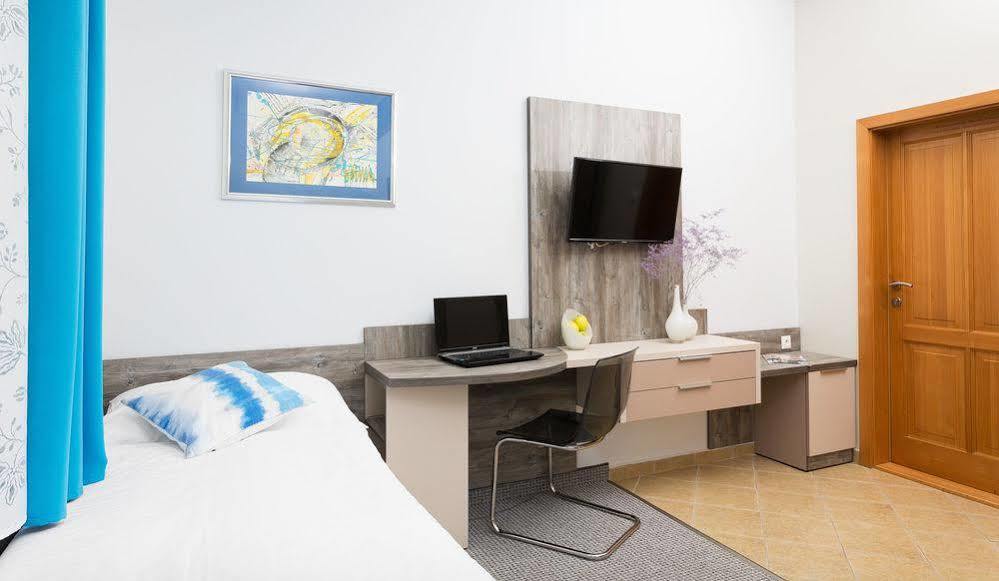 Penzion Hradbova Residence & Spa Koszyce Zewnętrze zdjęcie